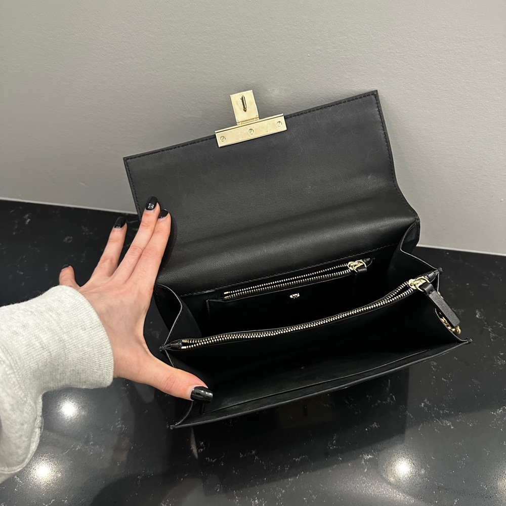 002. Authentic Versace Purse. - Picture 4 of 11